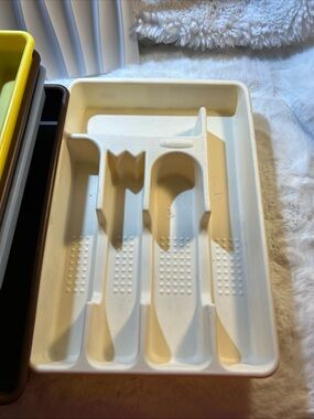 Vintage Rubbermaid 2919 Almond Silverware Tray/Utensil Drawer Organizer Made USA